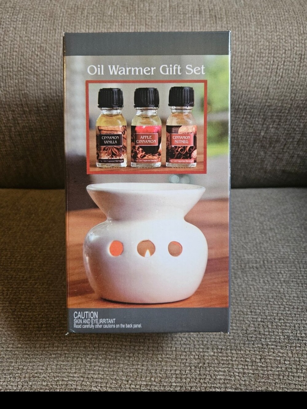 NEW Oil warmer gift set with 3 scents
